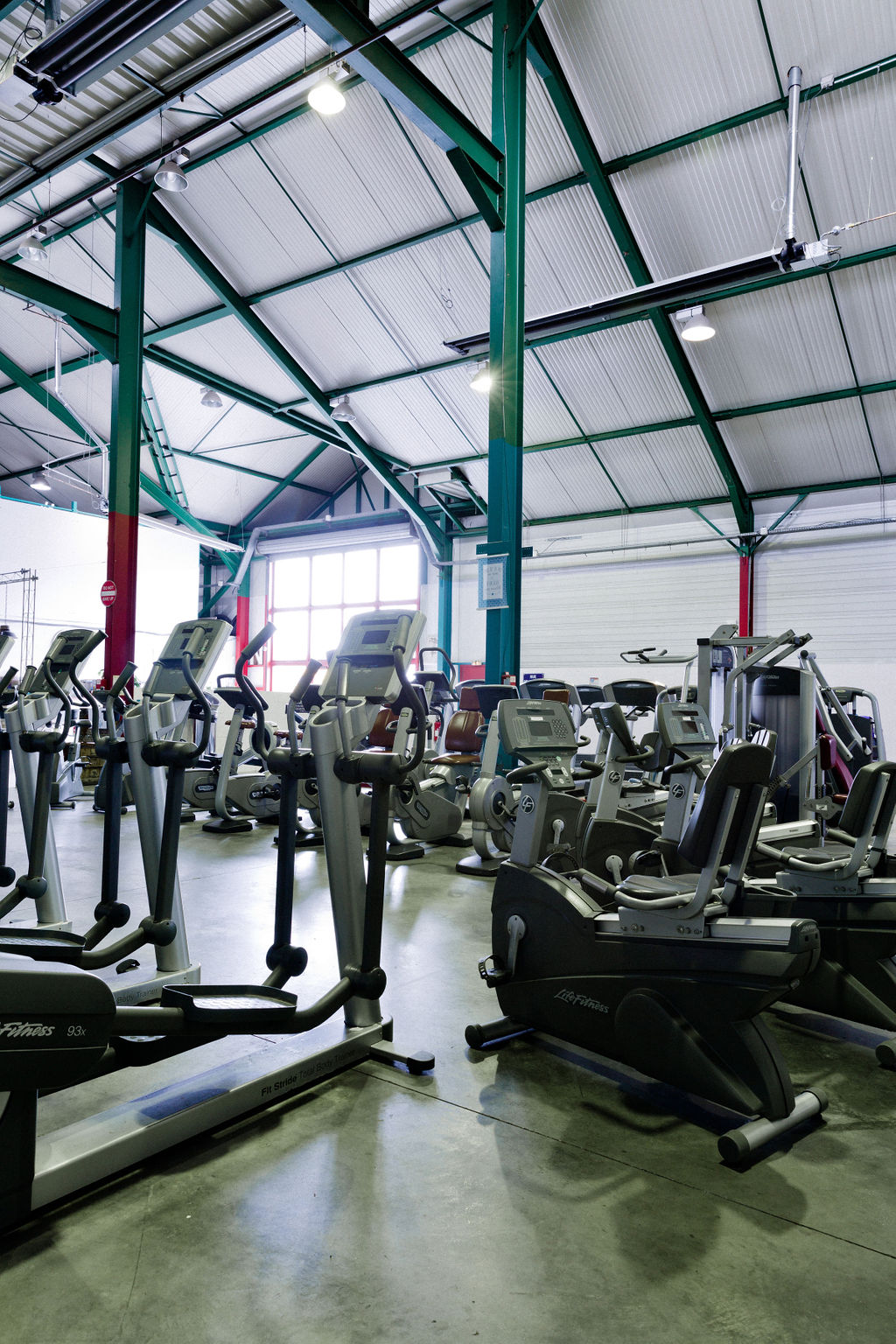 Vue d'ensemble de l'espace cardio-training